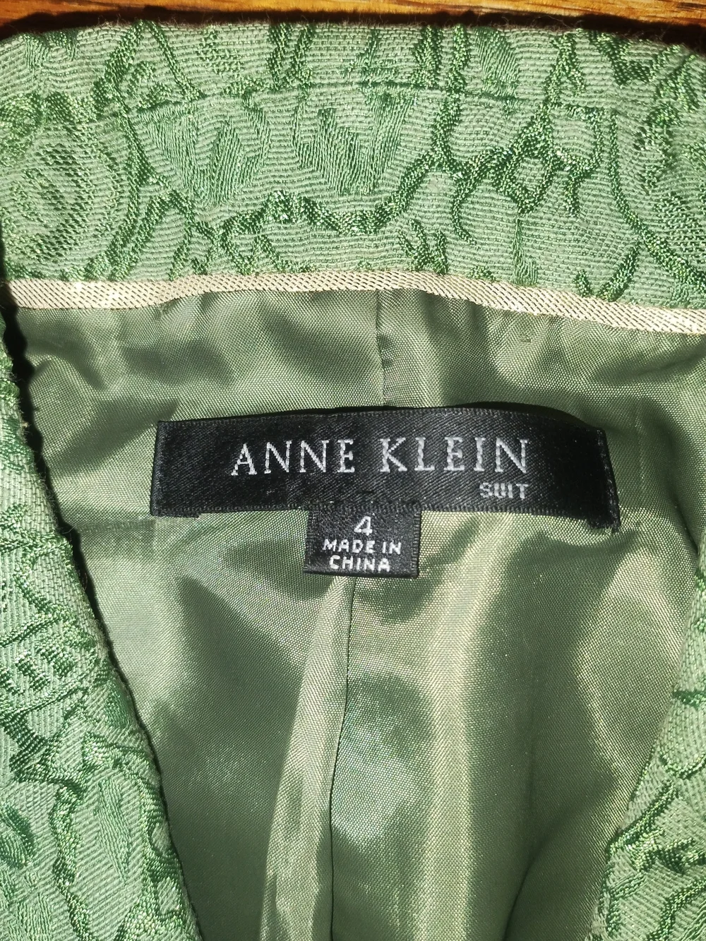 Anne Klein Size 4 Skirt Suit NWT